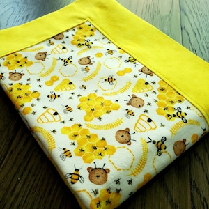 Flannel Baby Blanket, Receiving Blanket, Bees, Bears, Boy, Girl, Snuggle Blanket, Baby Shower Gift, Stroller Blanket, Crib Blanket