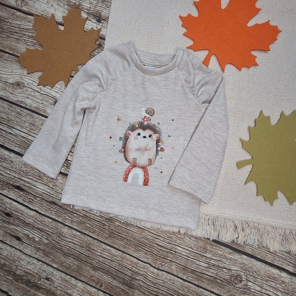 Baby-Shirt Größe 80 Feinripp-Jersey beige meliert mit Igel-Print geraffte Ärmel Ruffled Raglan Schleiferlwerk