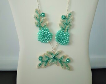 Jewelry Set with Painted Vintage Lace