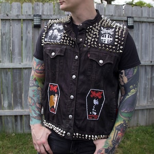 Battle vest spikes hotsell