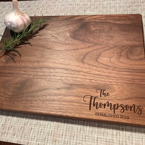 Personalized Cutting Board, Custom Cutting Board, Wedding Gift, Housewarming Gift, Anniversary Gift, Christmas Gift, Wooden Cutting Board