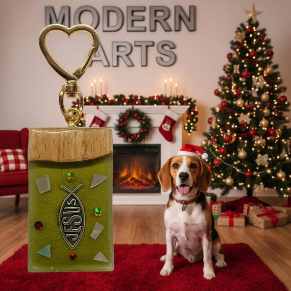 Artistic handmade keychain