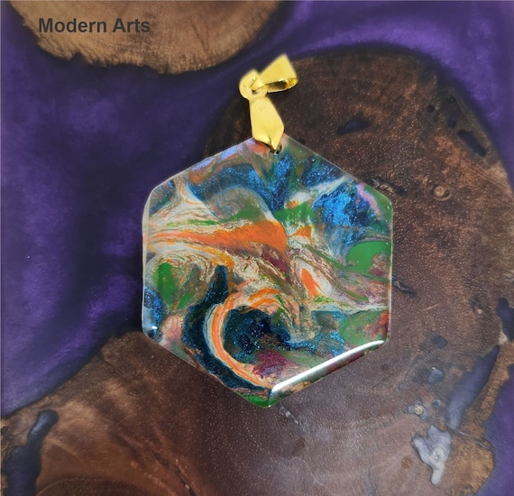 Handmade jewelry resin artistic necklace.