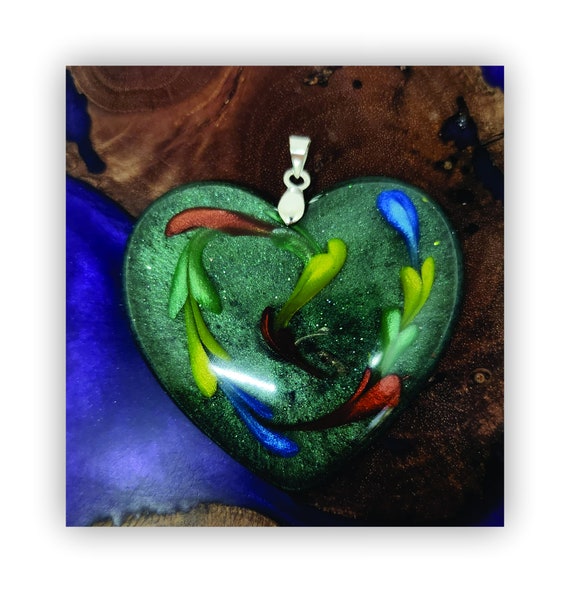 Heart pendant, heart necklace, resin heart pendant necklace, epoxy heart pendant