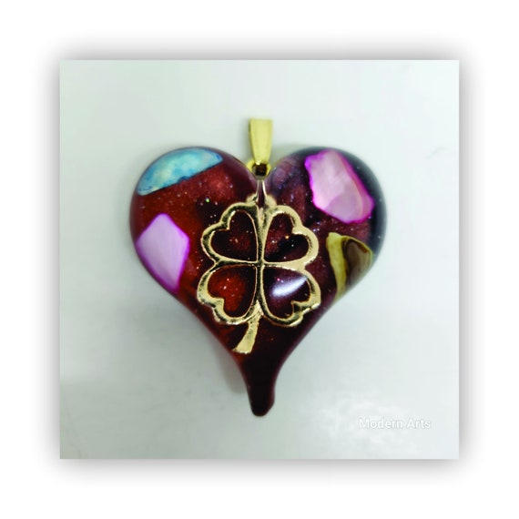 Heart pendant, heart necklace, resin heart pendant necklace, epoxy heart pendant