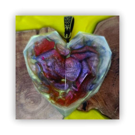 Heart pendant, heart necklace, resin heart pendant necklace, epoxy heart pendant