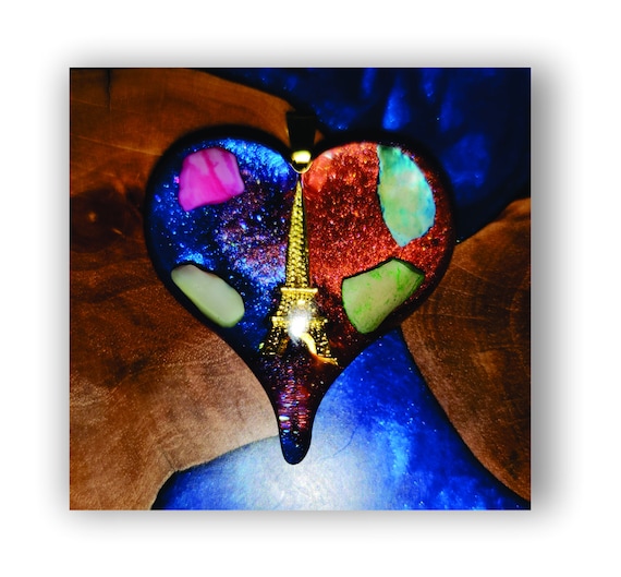 Heart pendant, heart necklace, resin heart pendant necklace, epoxy heart pendant