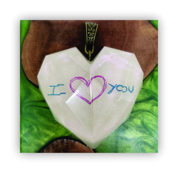 Heart pendant, heart necklace, resin heart pendant necklace, epoxy heart pendant necklace, heart jewelry