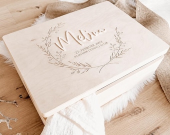 Baby Erinnerungskiste personalisiert | Holzbox mit Name | Erinnerungsbox Geburt Taufe Schwangerschaft Sternenkind | Geschenk versch. Motive