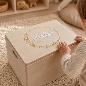 Baby Erinnerungskiste personalisiert | Holzbox mit Name | Erinnerungsbox Geburt Taufe Schwangerschaft Sternenkind | Geschenk | Daten im Ring
