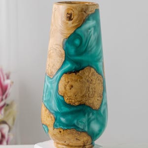 Vase Wood Resin Epoxy, Custom Handmade Vase Epoxy Flower Decor, Turquoise Vase Art Home Decor, Modern Rustic Home Decor, Father&#39;s Day Gift