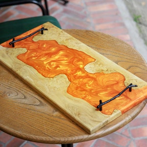 Personalized Serving Tray Wood Epoxy Resin, Epoxy Resin Cheese Tray,  Personalized Wedding Gift, Handcrafted Gifts, Housewarming Gift