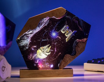 RAUMSCHIFFE in INTERSTELLAR Harzlampe, Galaxy Space Harz und Holz Epoxy Lampe, Spacecraft Custom Nachtlicht