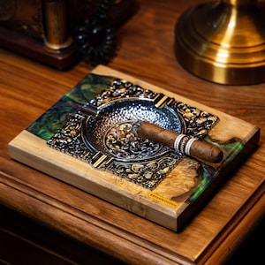 Custom Wood Resin Ashtray, Handmade Ashtray for Cigar, Custom Cigars Astray, Vintage Ashtray Gift for Men