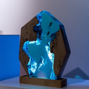 SCUBA DIVER Epoxy Lamp, Custom Epoxy Resin Lamp, Resin Night Light, Resin Wood Art Lamp, Custom Night Light, Personalized Night Light