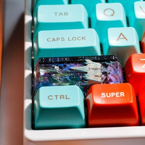 Astronaut Interstellar Galaxy Spacebar Keycap, Artisan Keycap, Galaxy Interstellar Custom Keycaps, Cherry MX Keycaps Mechanical Keyboard