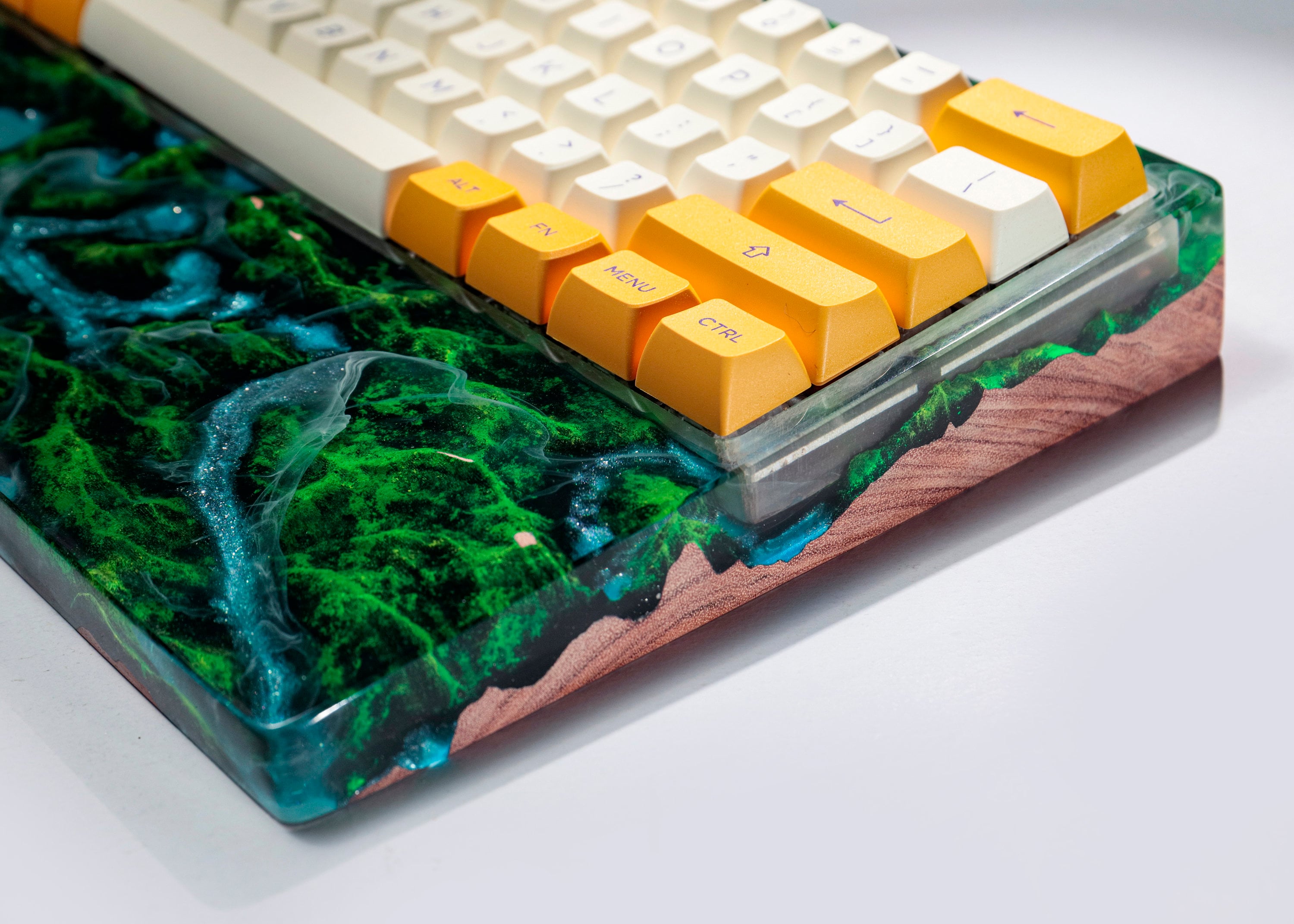 キーボード GROVEMADE Wood Keyboard Wrist Rest Leather Wrist Rest for Apple Keyboard | Grovemade®