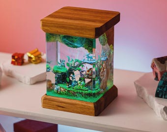 Lamp custom resin,diorama lamp resin, green resin epoxy,bedside lamp wood,resin art,art deco diorama lamp, gift for him, Custom Night Light