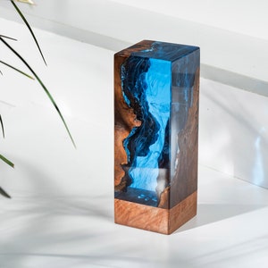 DEEP BLUE SEA Epoxy Lamp, Custom Epoxy Resin Lamp, Resin Wood Night Light, Resin Wood Art Lamp, Custom Night Light,Personalized Night Light