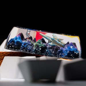 Astronaut Resin Artisan Keycap Ver 2, Galaxy Spacebar Keycaps ...