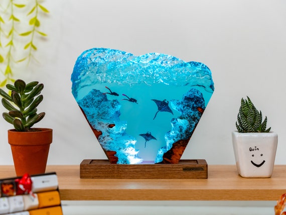 SCUBA DIVER Epoxy Lamp, Custom Epoxy Resin Lamp, Resin Night Light, Resin Wood Art Lamp, Custom Night Light, Personalized Night Light