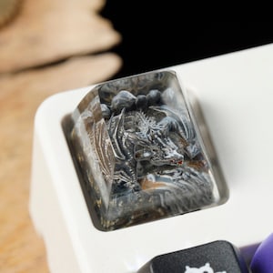Stone Dragon Custom Keycaps, Artisan Keycap, Artisan Keycaps Anime, Cherry MX Keycaps, Dragon Keycap, Keycap Custom