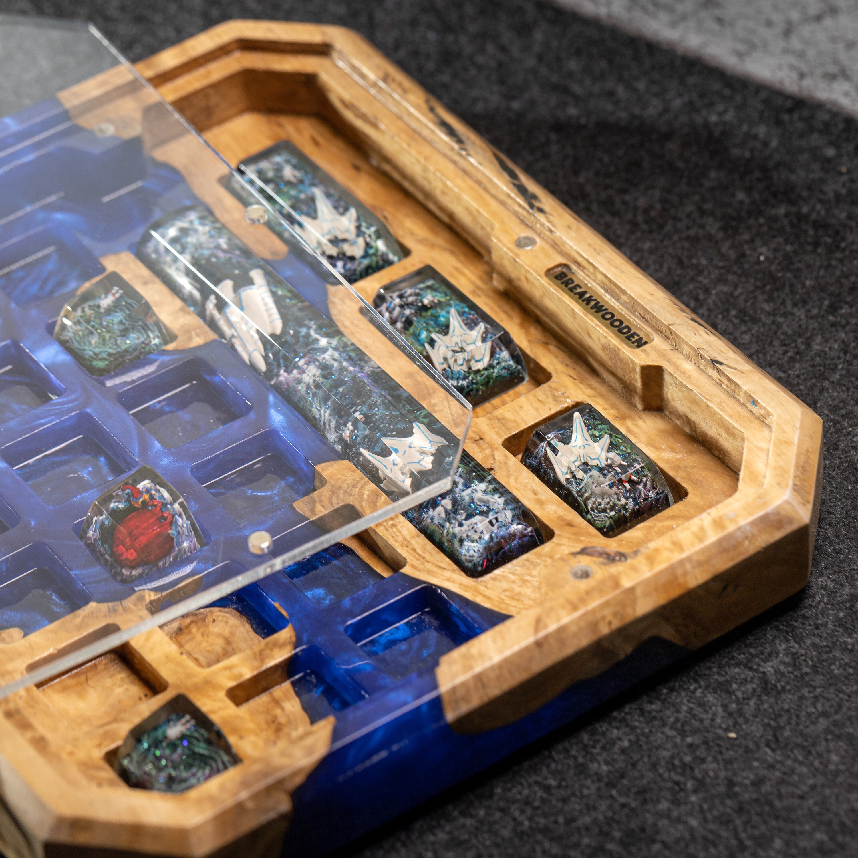 Keycap Case Wood Resin Keycap Storage, Custom Keycap Holder, Artisan Keycap Storage ...