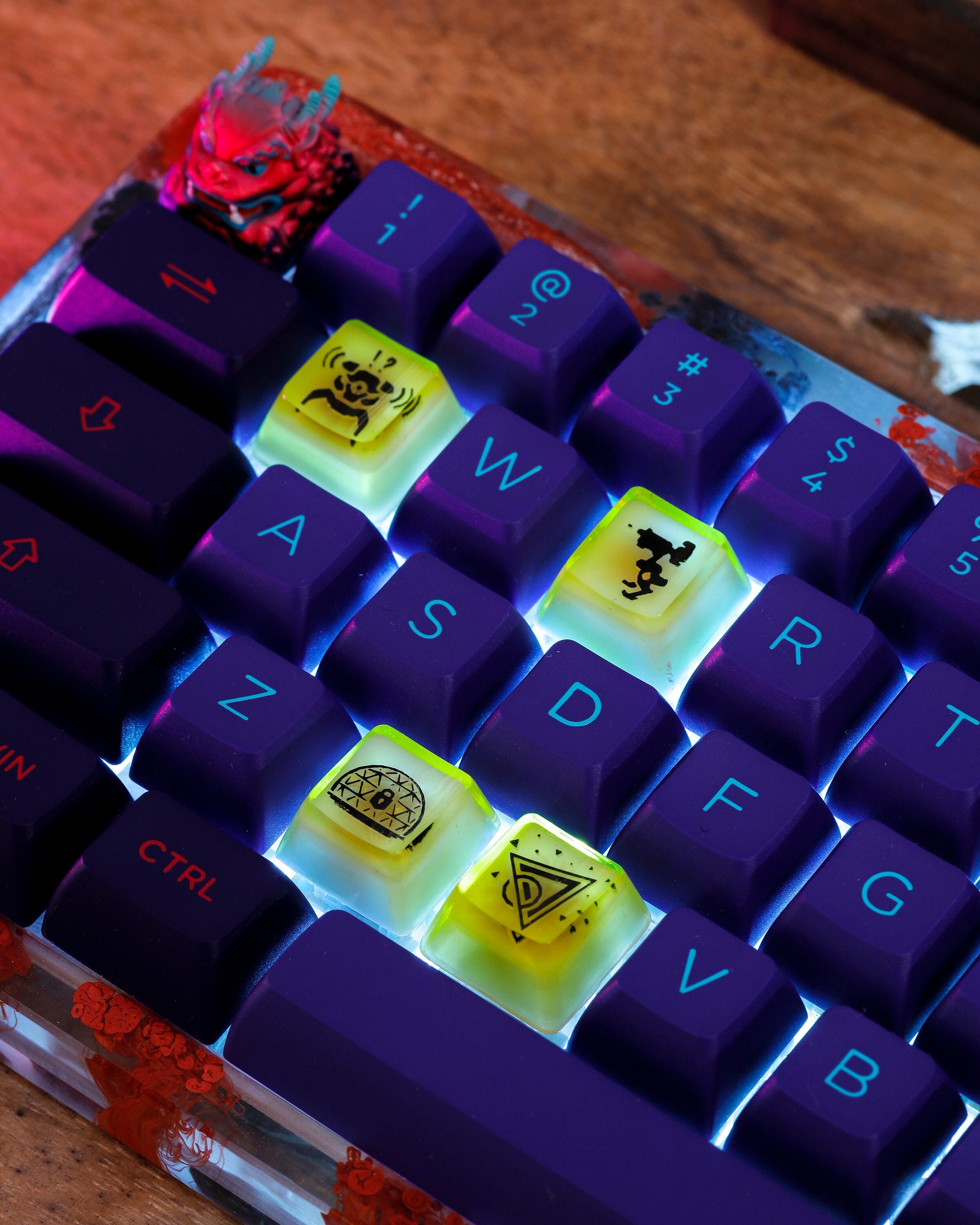 Valorant Custom Keycaps (Agent Cypher) - Laser Engraved with Each Valorant  Agent's Portrait, Skills, and Position. Fit with Any Mechanical Keyboard.