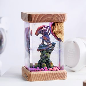 Custom Alien Creature Resin Lamp Wood, Alien Epoxy Lamp, Sci-Fi Horror Being Night Light, Table Lamp, Gift For Him, Halloween Gift
