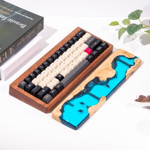 Custom OCEAN WRIST REST, Wood Mechanical Keyboard Case, Custom Wooden Resin Wrist Rest, Custom Keyboard Wrist Rest, Handmade Gift