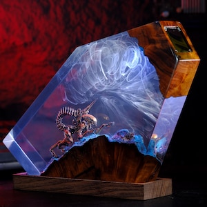 Custom Alien Creature Resin Lamp Wood, Alien Epoxy Lamp, Sci-Fi Horror Being Night Light, Table Lamp, Handcrafted Gift For Him, Father&#39;s Day