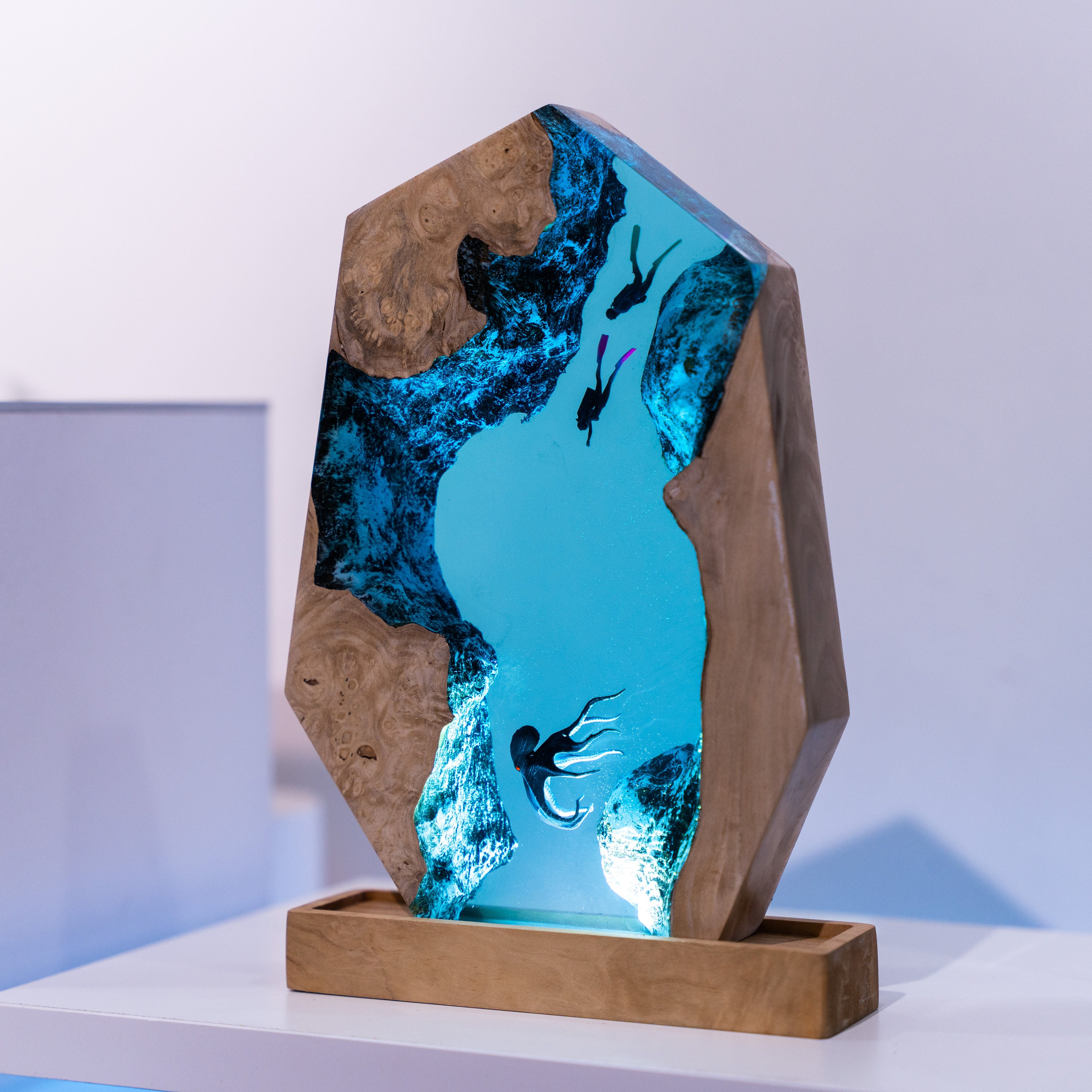 SCUBA DIVER Epoxy Lamp, Custom Epoxy Resin Lamp, Resin Night Light