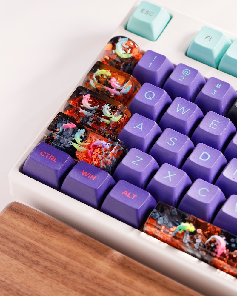 Axolotl Keycap, Artisan keycap, custom keycaps, resin keycap, artisan keycaps, Spacebar keycap, sa keycaps, anime keycaps 