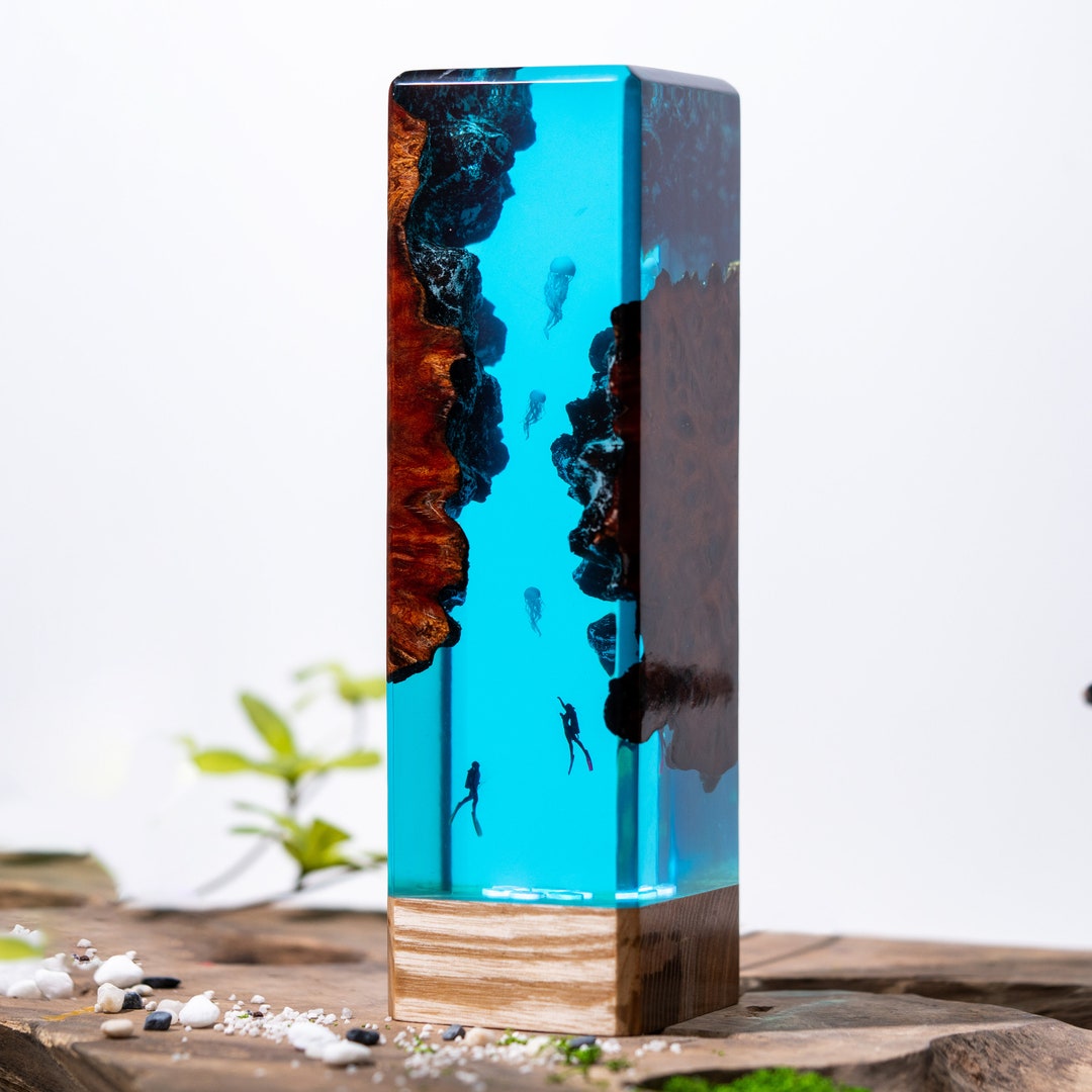 Custom SCUBA DIVER OCEAN Resin Lamp, Custom Epoxy Lamp, Resin Night ...
