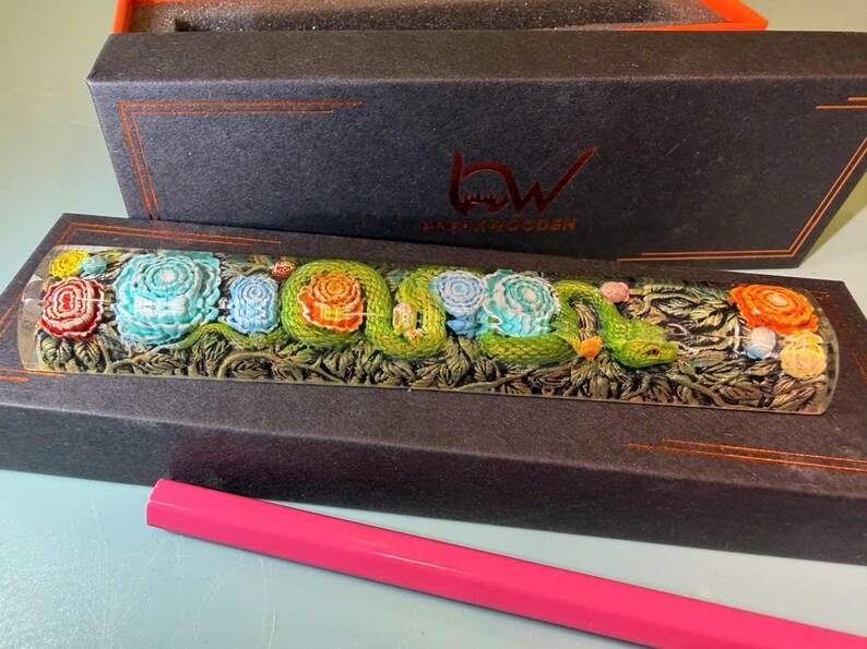Snake Keycaps Handmade Resin Artisan Spacebar Keycap, White Snake & Floral Resin ...