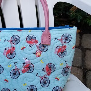 Quilted Bicycling Handbag, Biking with Dogs Totebag image 5