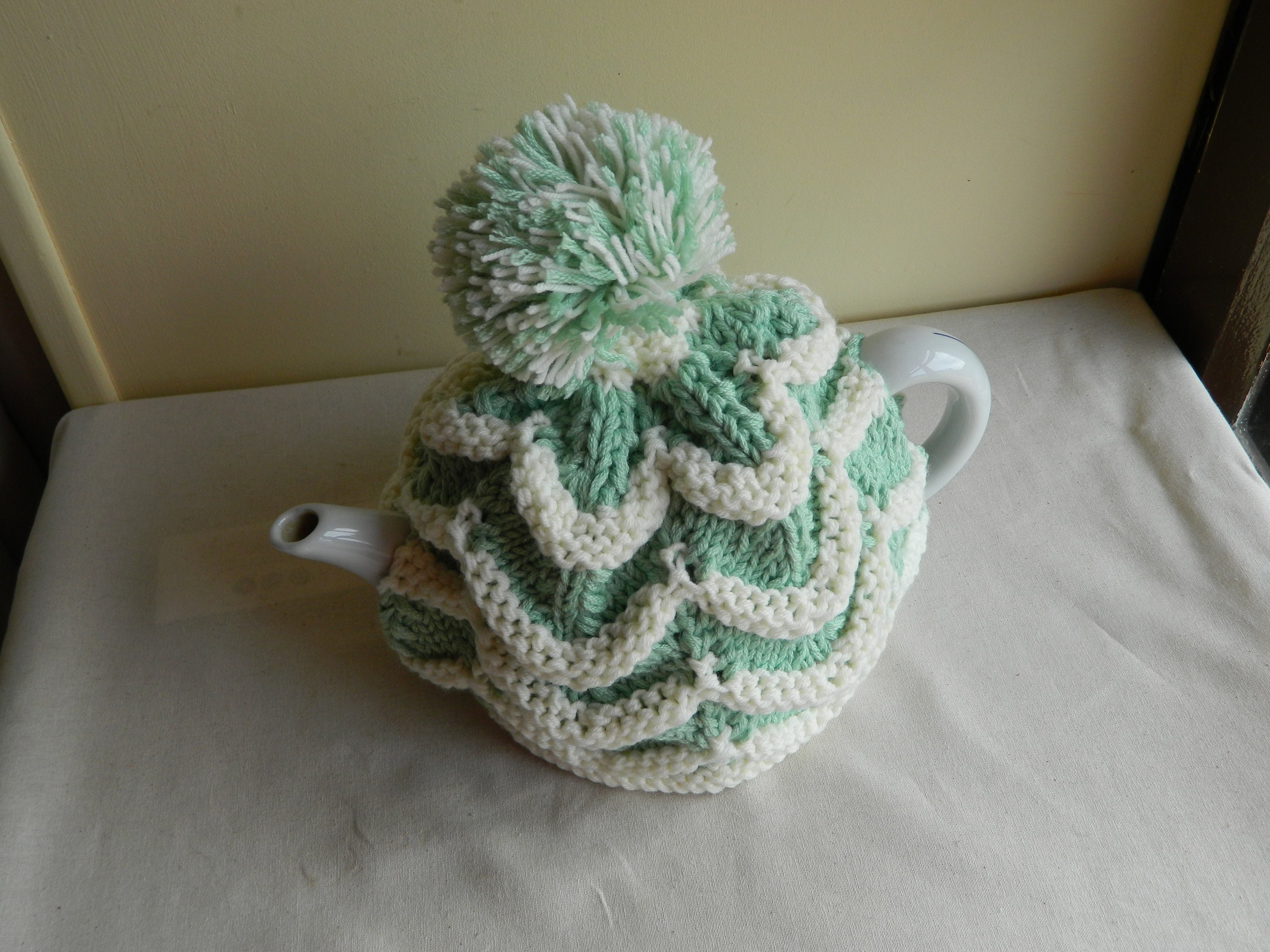 Cadeau Chevron, Tricot à La Main Confortable, Buveur de Thé, Tricoté Main, Thé Coupe 4 - 6, Chevron 