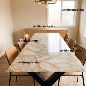 Tampo de mesa de luxo em ágata branca – Incrustações artesanais de pedras preciosas | Mesa de centro de luxo em resina e pedra | Bancada de cristal em ágata branca natural