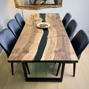 Live Edge Walnut Table ,Epoxy  Table, Custom Handcrafted Epoxy Resin Table – Modern Design, Live Edge Wood, Customizable Size & Color