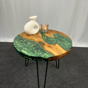 Epoxy Table, dining, sofa, Side center table top Live Edge Walnut Table ,Custom Order, Black Epoxy Resin River Table, round Wood 24x24,&quot;inch