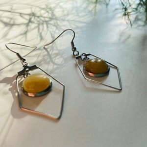 Pentagon shaped dangle earrings with crystal glass Peach moonstone