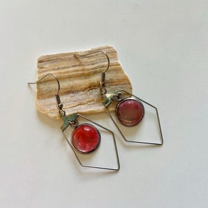Pentagon shaped stainless steel and pink rhondite dangle earrings