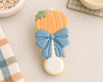 Cortador de galletas con sonajero de calabaza y plantilla opcional / Galletas para baby shower de otoño / Artículos para hornear de otoño