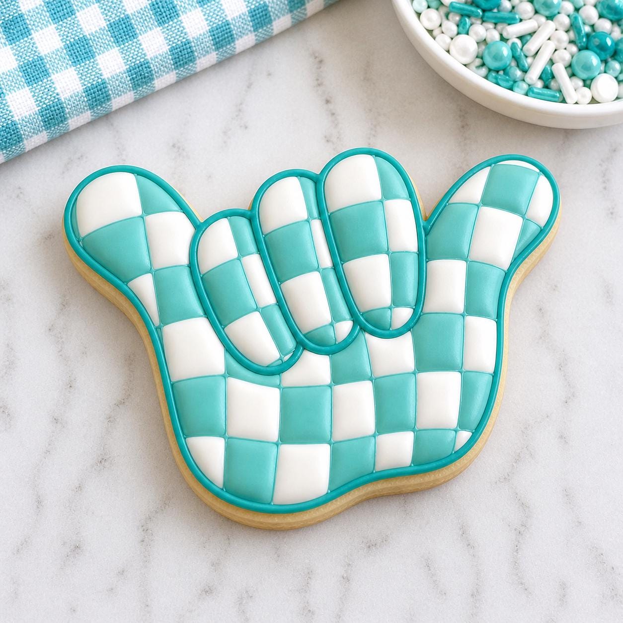 cake decorating checkerboard cake cutter