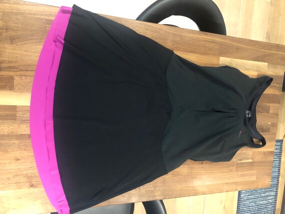 VINTAGE NIKE Black & Fuchsia Tennis Dress … Excel… - image 2