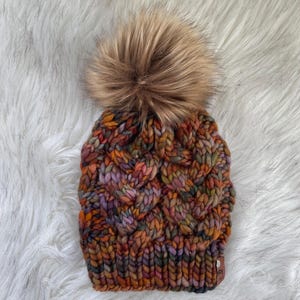 Multicolored Red/Orange Merino Wool Knit Cable Adult Women Beanie with Faux Fur Pom, Hand Knit Chunky Knit Pom Beanie, Eco-Friendly Wool Hat