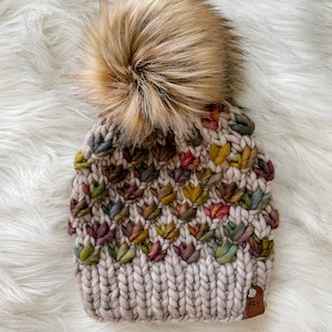 Rasta Merino Wool Knit Lotus Flower Adult Women Beanie with Faux Fur Pom, Hand Knit Chunky Knit Pom Beanie, Eco-Friendly Wool Hat