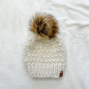 Ivory Peruvian Wool Knit Adult Women Beanie with Faux Fur Pom, Hand Knit Chunky Knit Pom Beanie, Eco-Friendly Wool Hat