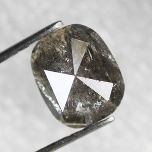 0.79 CT,6.90*5.70 MM Ovel Shape Grey Color Salt And Pepper Natural Loose Beautiful Diamond ,Fancy Diamond ,SG7018