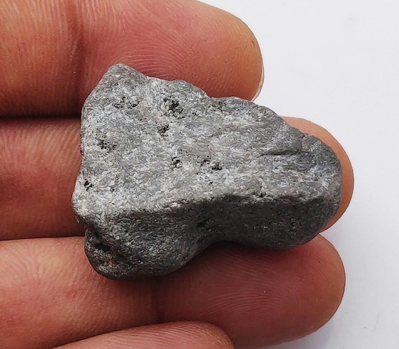 Diamant Brut Naturel Gris De 8.40 Carats - Forme Irrégulière, Origine Afrique Du Sud